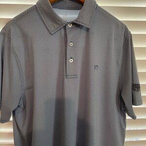 Southern Tide, M-M, blue/white striped, excellent condition, smoke/pet free home